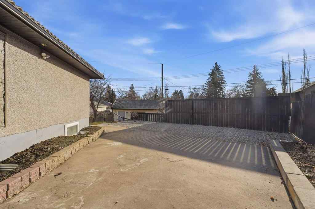 MLS&reg; # A2270425 - 2018 Cottonwood Crescent SE in Southview Calgary, Residential Open Houses