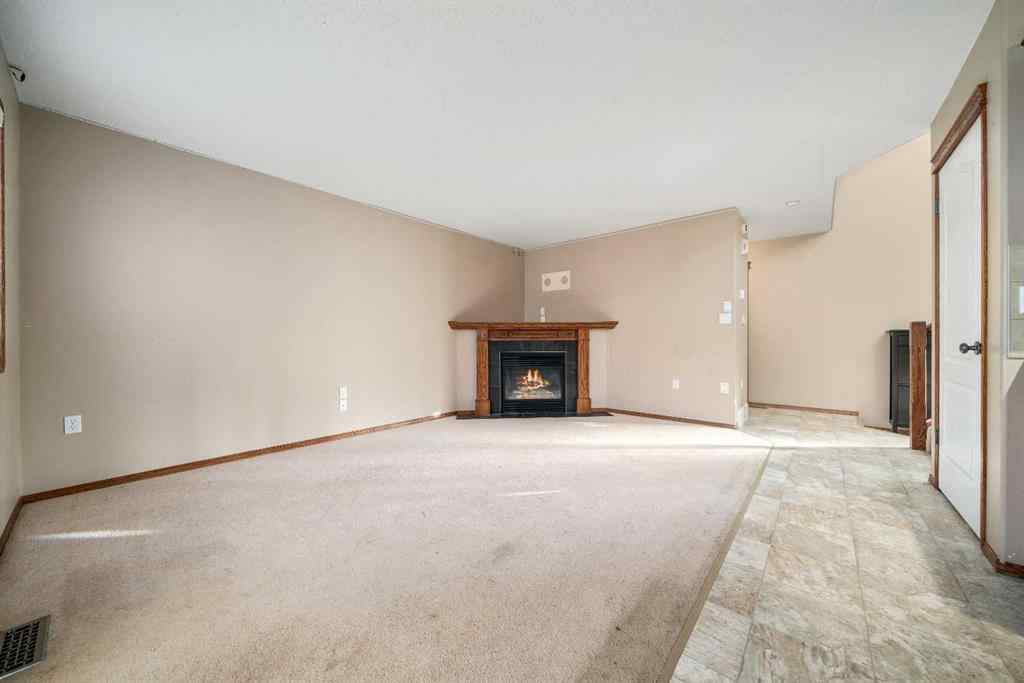 MLS&reg; # A2270429 - 197 Vista Road  in SE Southridge Medicine Hat, Residential Open Houses