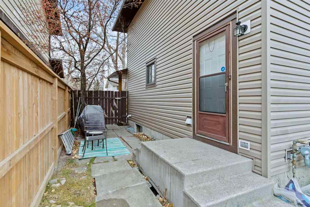 MLS® A2270431 - 6 Castleglen Road NE in Castleridge Calgary, Residential