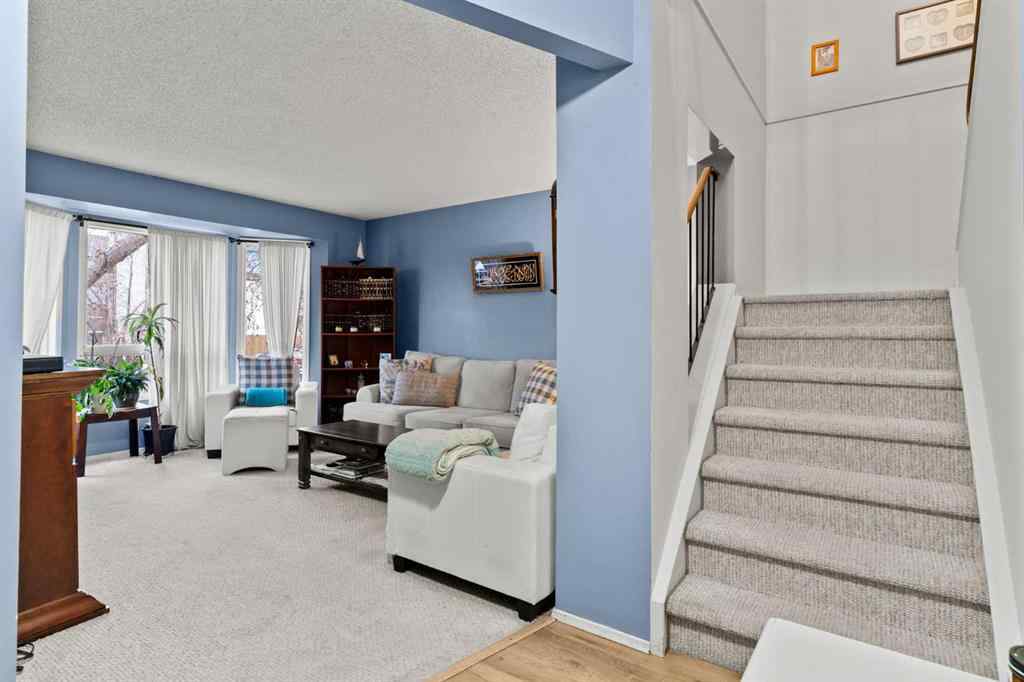 MLS® A2270431 - 6 Castleglen Road NE in Castleridge Calgary, Residential