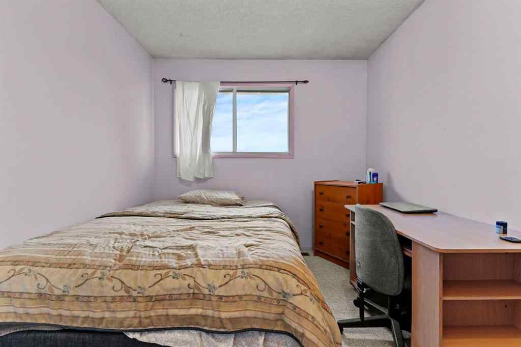 MLS® A2270431 - 6 Castleglen Road NE in Castleridge Calgary, Residential