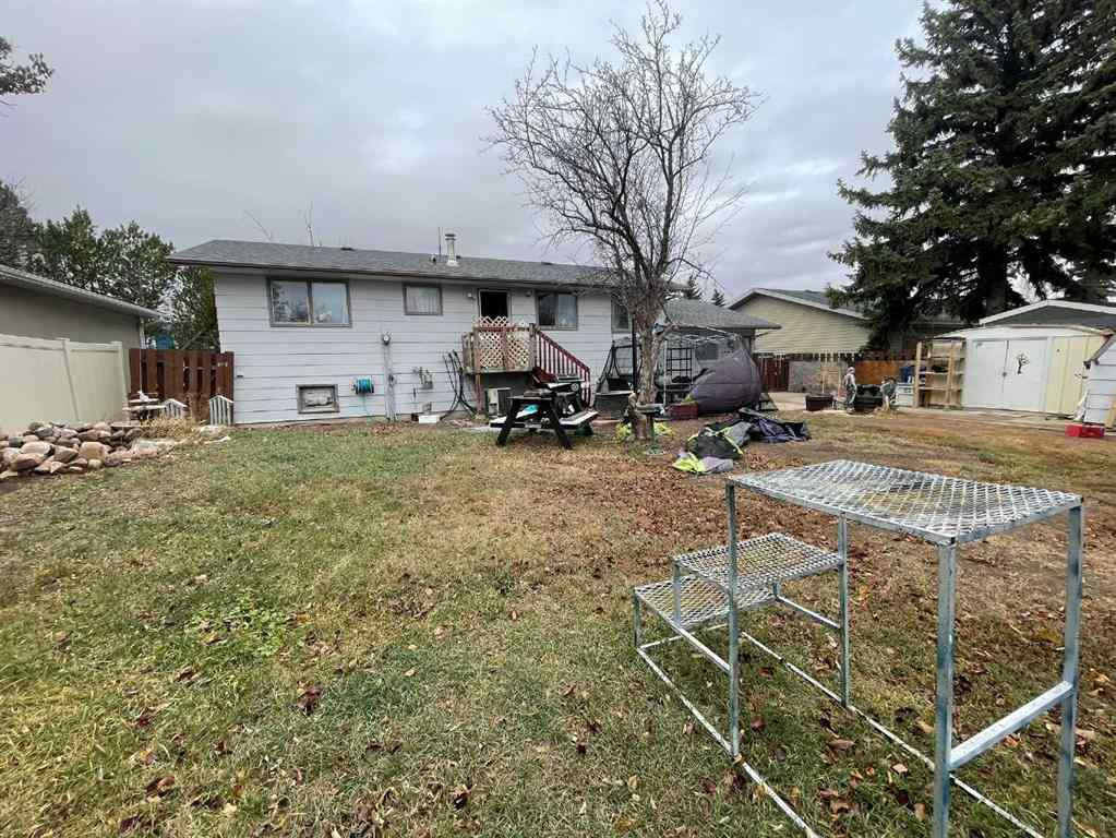 MLS&reg; # A2270432 - 1020 1 Street W in NONE Kindersley, Residential Open Houses