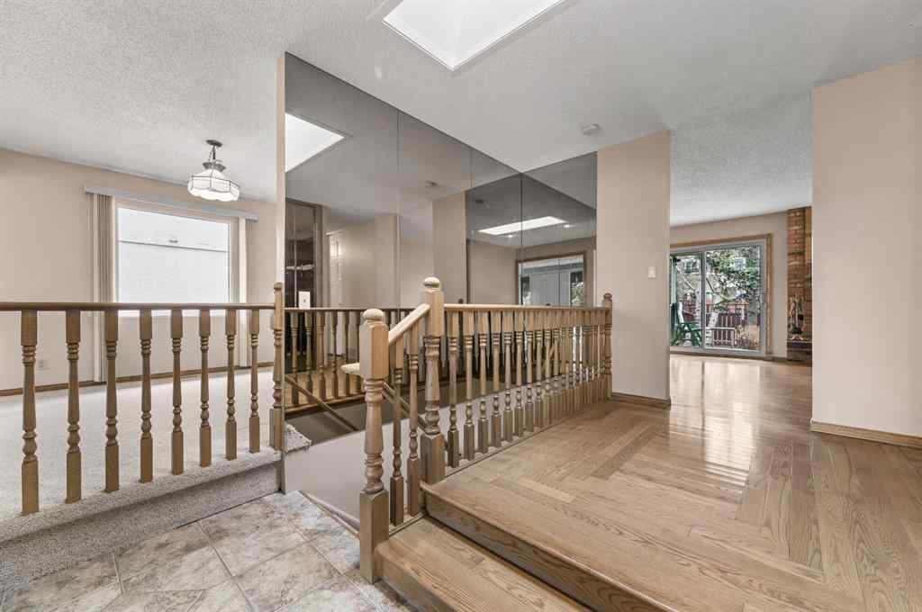 MLS® A2270434 - 328 Norseman Road NW in North Haven Upper Calgary, Residential