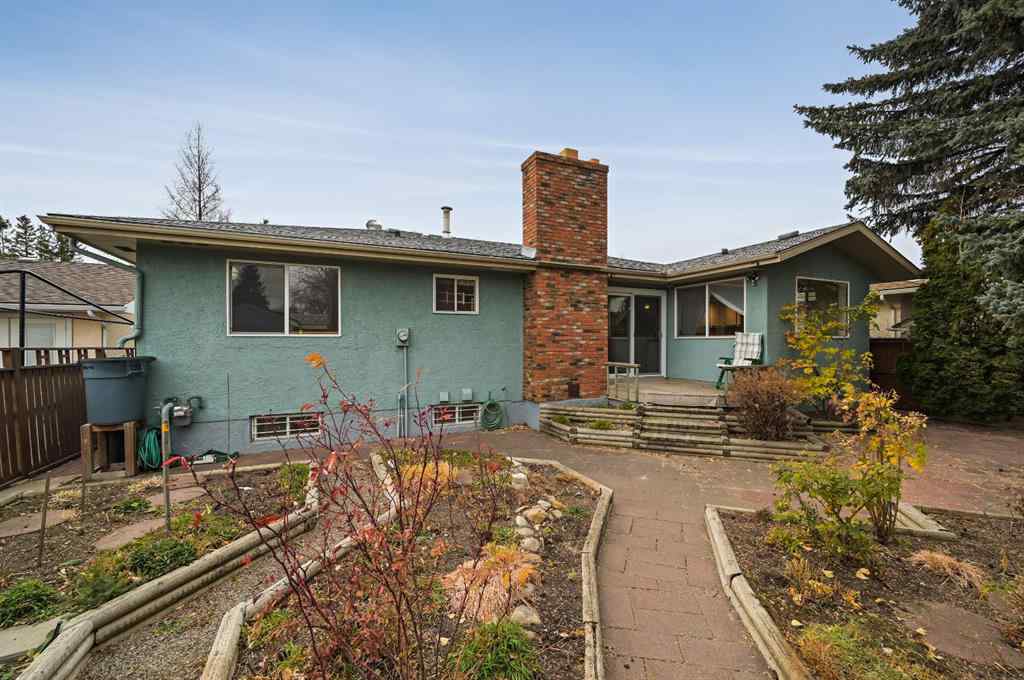 MLS® A2270434 - 328 Norseman Road NW in North Haven Upper Calgary, Residential