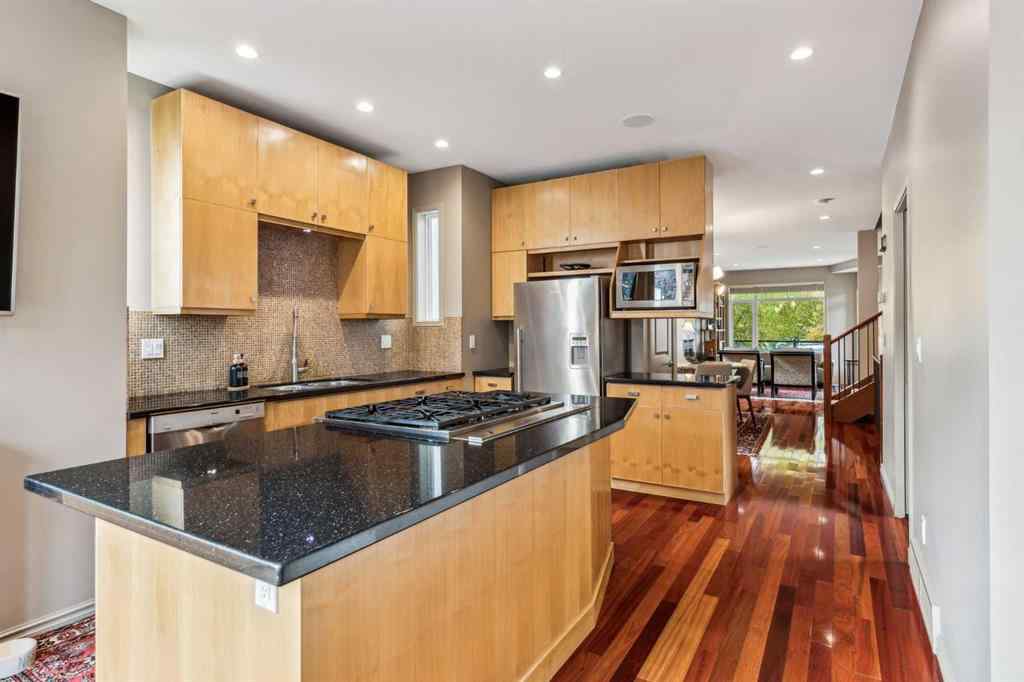 MLS® A2270440 - 1217 18 Avenue NW in Capitol Hill Calgary, Residential