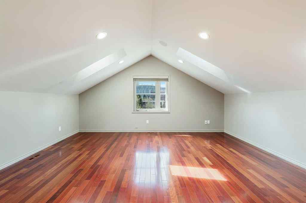 MLS® A2270440 - 1217 18 Avenue NW in Capitol Hill Calgary, Residential