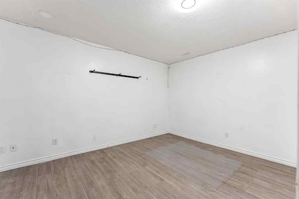 MLS&reg; # A2270444 - 140 Fairways Drive NW in Fairways Airdrie, Residential Open Houses