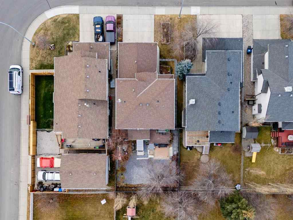 MLS&reg; # A2270444 - 140 Fairways Drive NW in Fairways Airdrie, Residential Open Houses