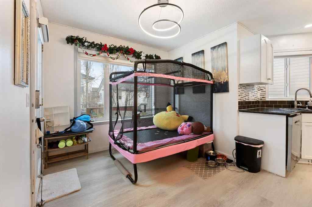 MLS&reg; # A2270444 - 140 Fairways Drive NW in Fairways Airdrie, Residential Open Houses