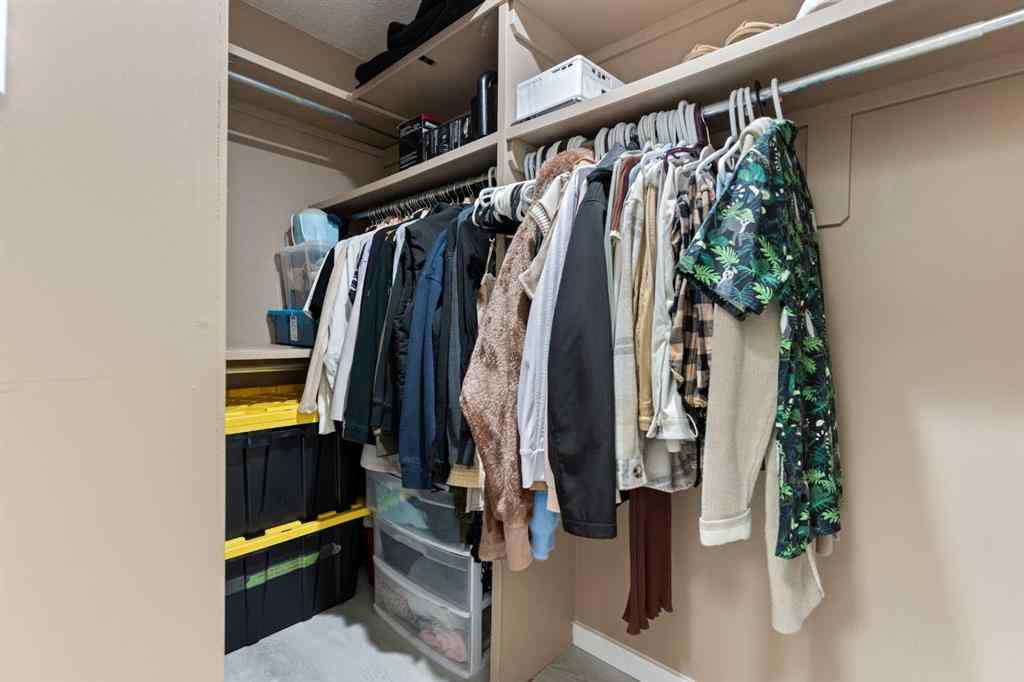 MLS&reg; # A2270444 - 140 Fairways Drive NW in Fairways Airdrie, Residential Open Houses