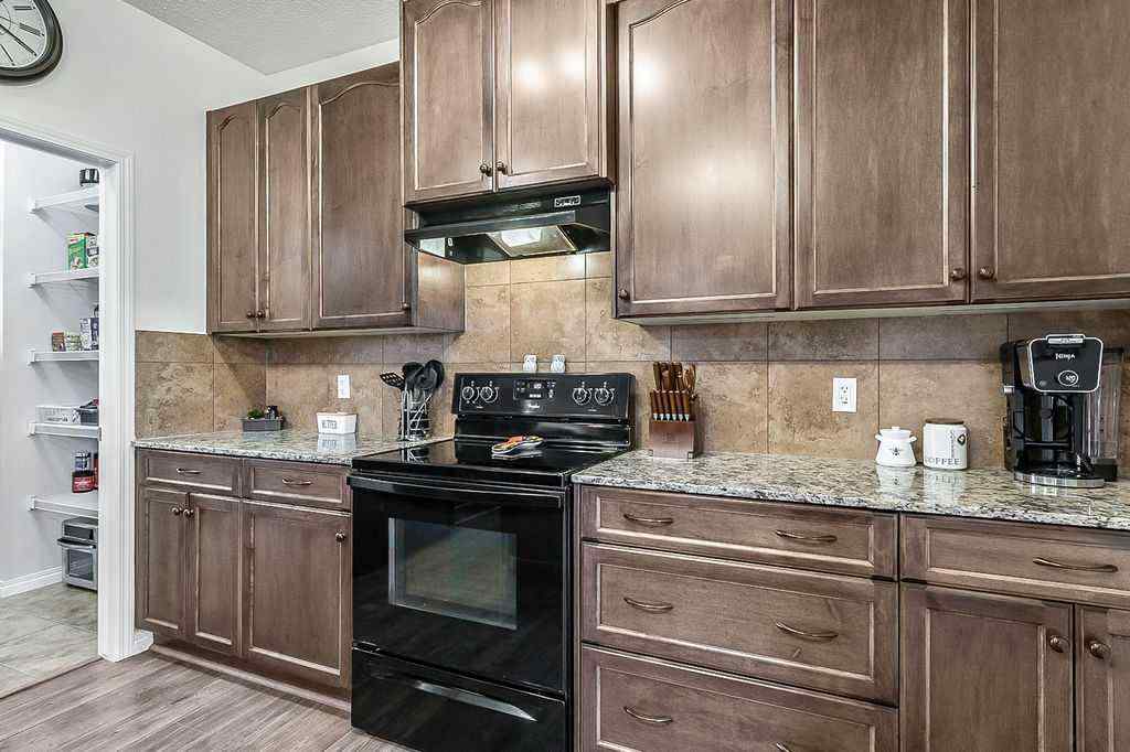 MLS® # A2270447 - 111 Drake Landing Loop  in Drake Landing Okotoks, Residential Open Houses