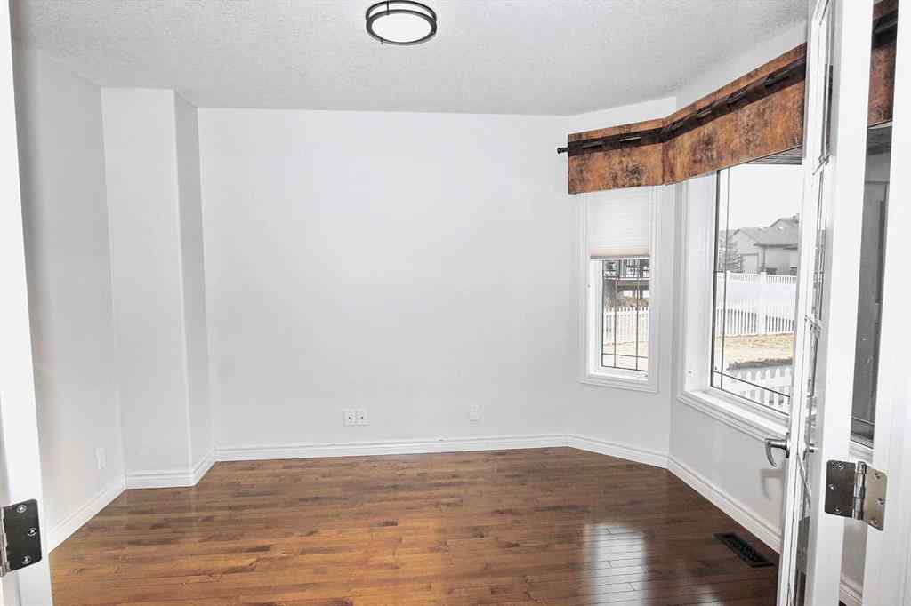 MLS&reg; # A2270448 - 18 Lakeland Road  in Lakeway Landing Sylvan Lake, Residential Open Houses