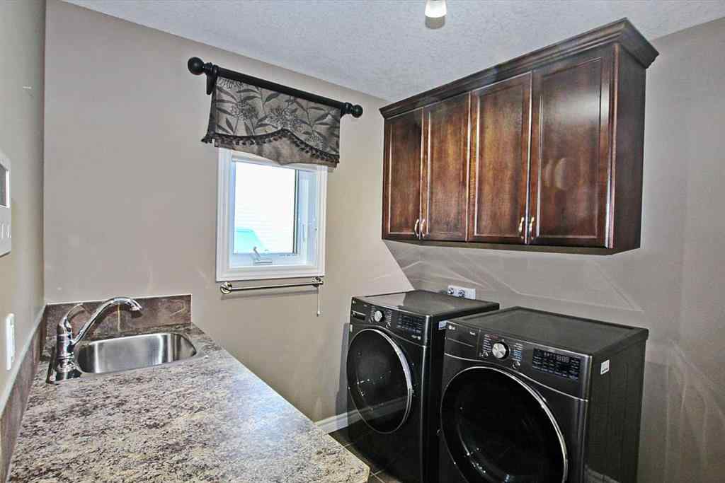 MLS&reg; # A2270448 - 18 Lakeland Road  in Lakeway Landing Sylvan Lake, Residential Open Houses