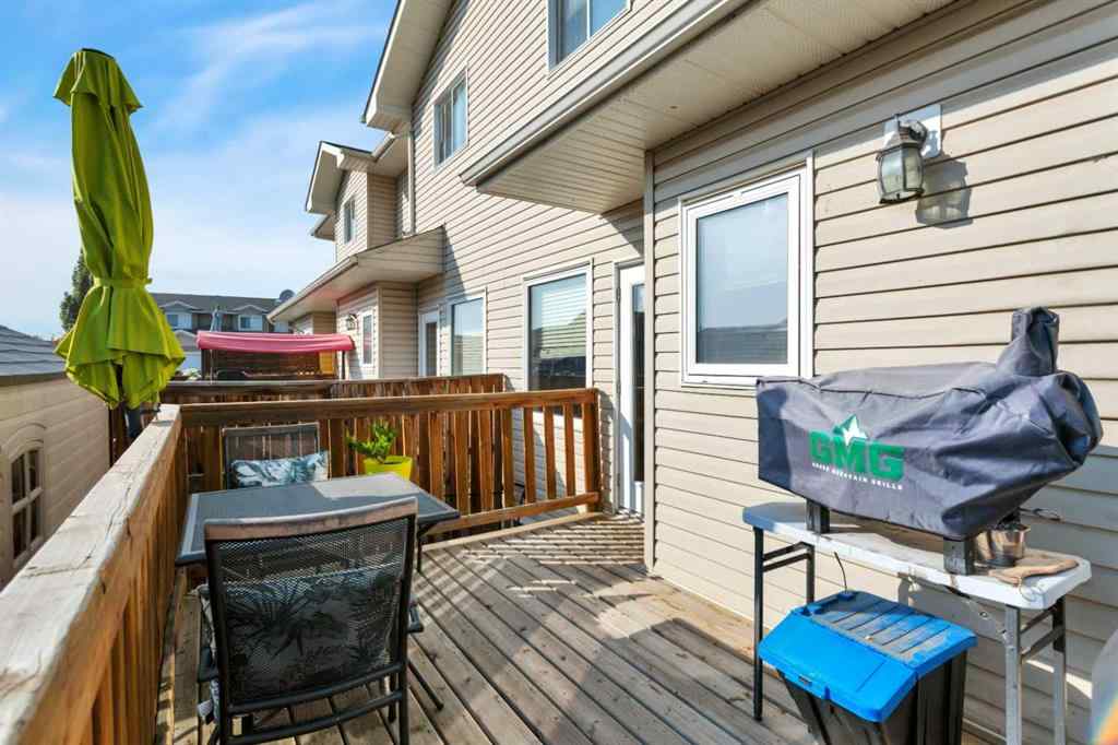 MLS&reg; # A2270449 - 3 Ross Close  in Ryders Ridge Sylvan Lake, Residential Open Houses