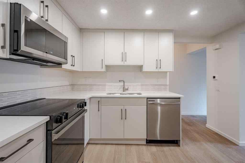 MLS® A2270452 - Unit #110 110 Canterbury Drive SW in Cedarbrae Calgary, Residential