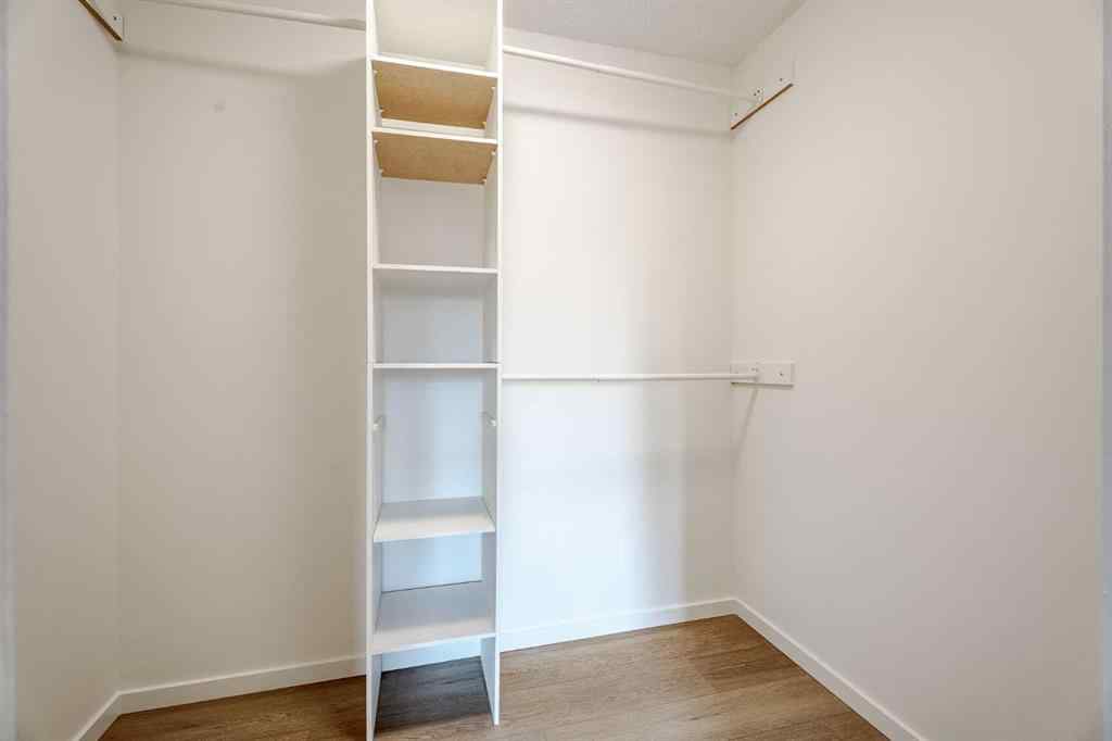 MLS® A2270452 - Unit #110 110 Canterbury Drive SW in Cedarbrae Calgary, Residential