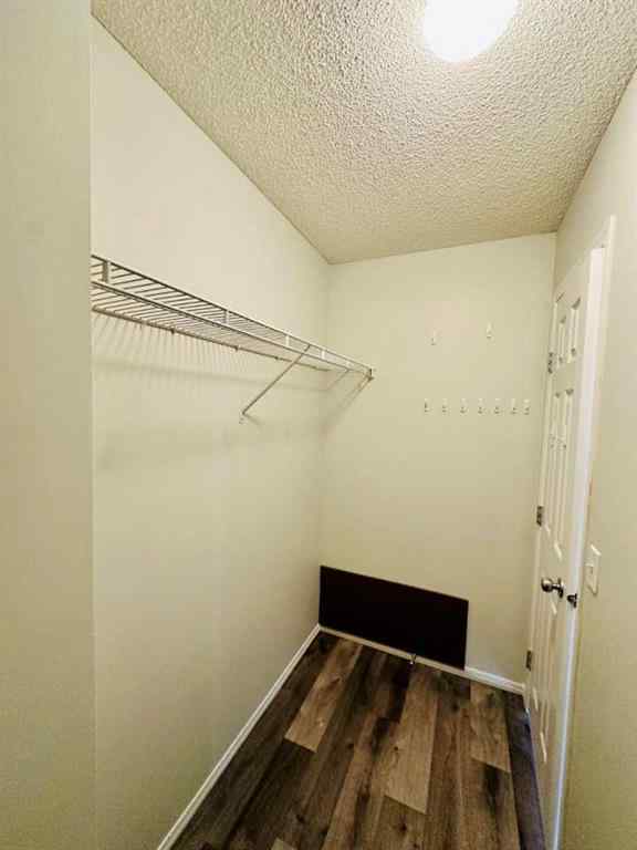 MLS&reg; # A2270453 - 8 Royal Elm Way NW in Royal Oak Calgary, Residential Open Houses