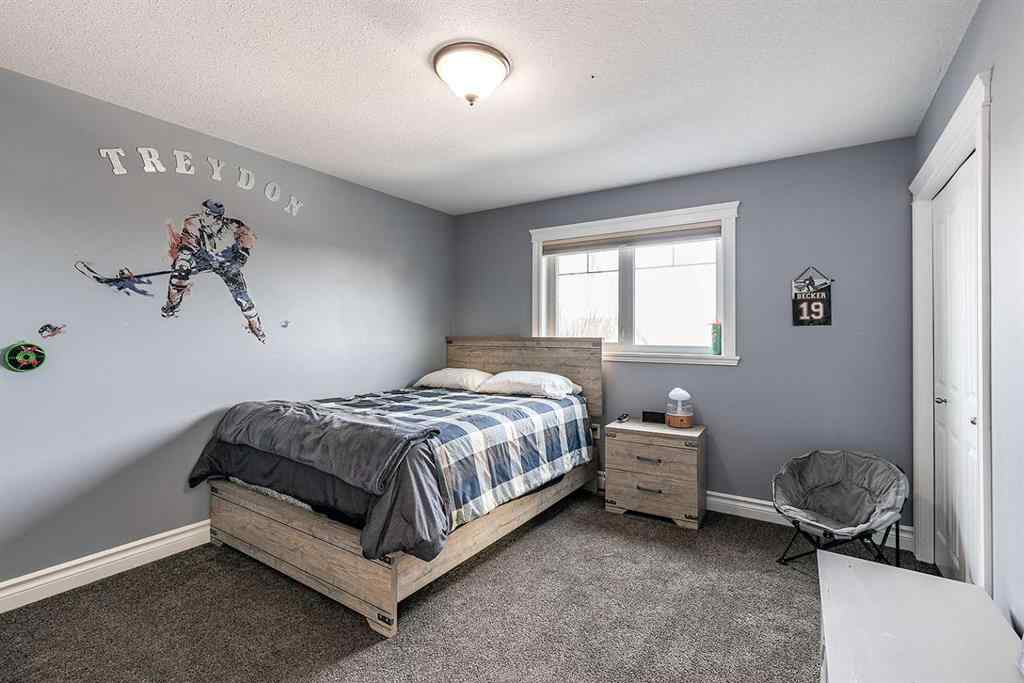 MLS&reg; # A2270455 - 203 Sterling Crescent SE in SE Southridge Medicine Hat, Residential Open Houses