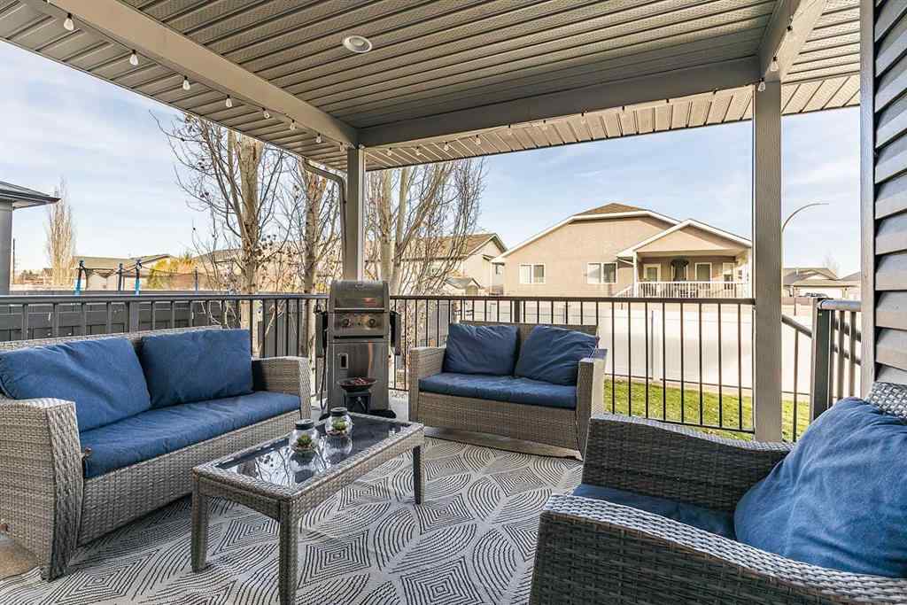 MLS&reg; # A2270455 - 203 Sterling Crescent SE in SE Southridge Medicine Hat, Residential Open Houses