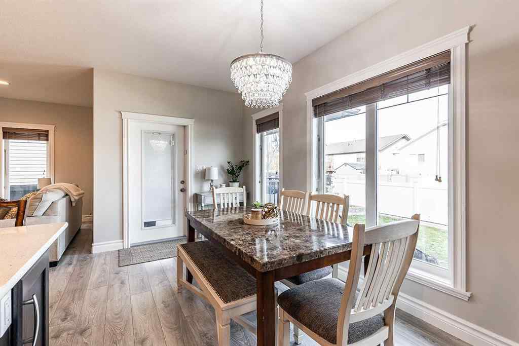 MLS&reg; # A2270455 - 203 Sterling Crescent SE in SE Southridge Medicine Hat, Residential Open Houses