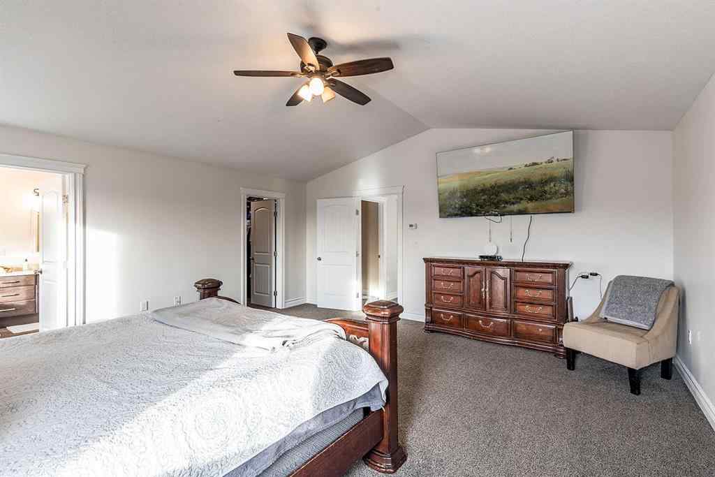 MLS&reg; # A2270455 - 203 Sterling Crescent SE in SE Southridge Medicine Hat, Residential Open Houses