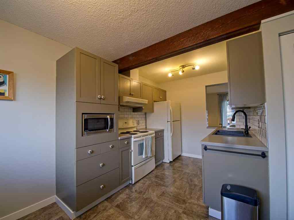 MLS&reg; # A2270456 - Unit #618 600 Allen Street SE in Airdrie Meadows Airdrie, Residential Open Houses