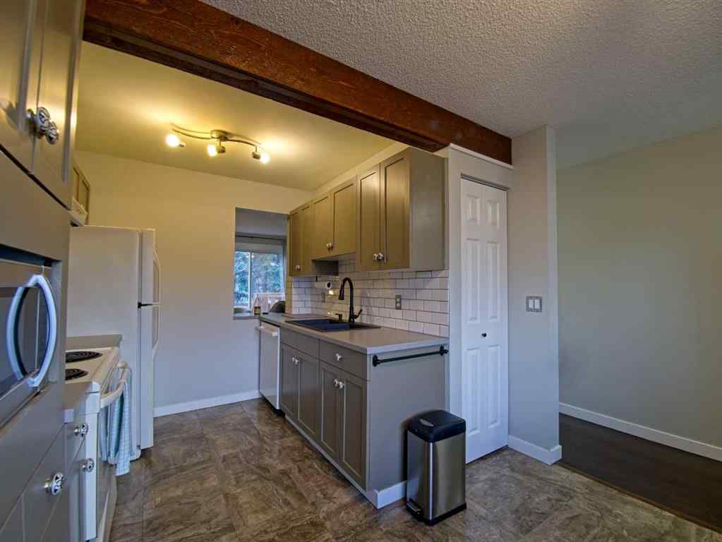 MLS&reg; # A2270456 - Unit #618 600 Allen Street SE in Airdrie Meadows Airdrie, Residential Open Houses