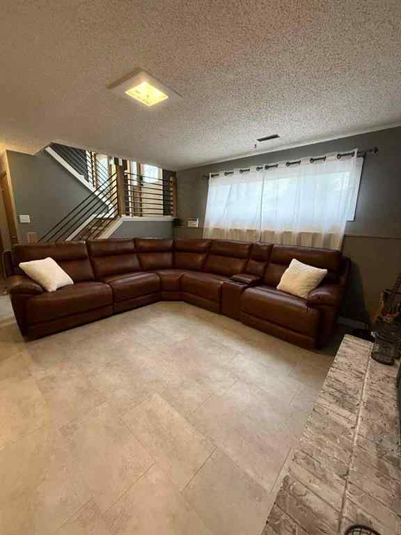 MLS&reg; # A2270460 - 168 Shepherd Crescent  in SE Southridge Medicine Hat, Residential Open Houses