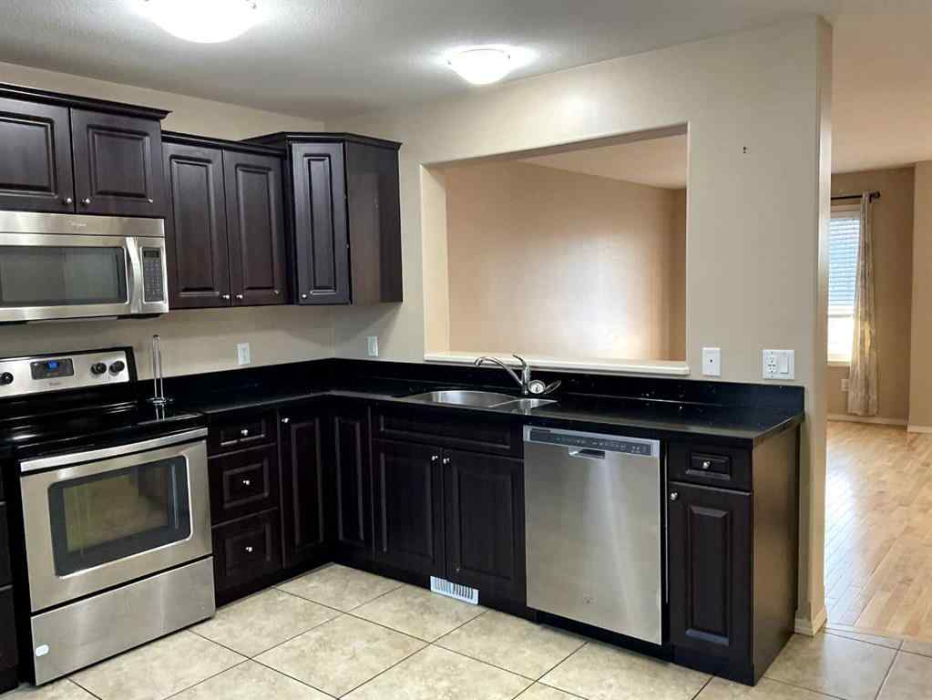 MLS&reg; # A2270461 - Unit #7 1521 47C Avenue  in East Lloydminster Lloydminster, Rental Open Houses