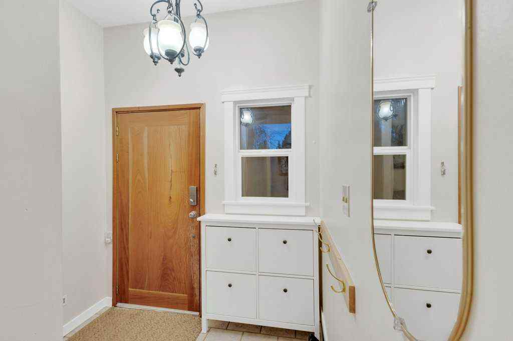 MLS&reg; # A2270464 - 4535 47 Street  in Palo Sylvan Lake, Residential Open Houses