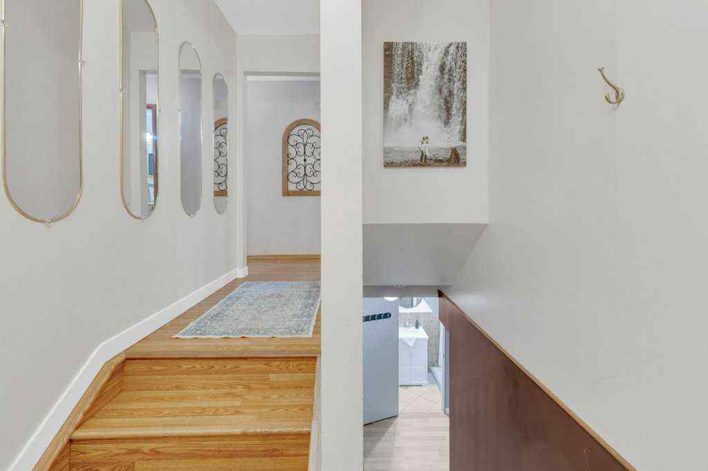 MLS&reg; # A2270464 - 4535 47 Street  in Palo Sylvan Lake, Residential Open Houses