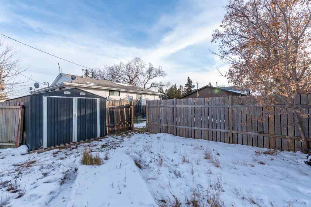 MLS&reg; # A2270465 - 5118 51 Avenue  in Blackfoot Blackfoot, Residential Open Houses