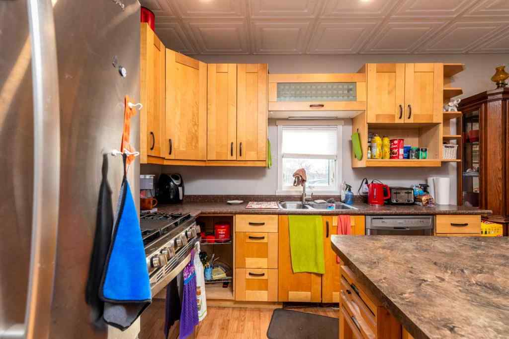 MLS&reg; # A2270465 - 5118 51 Avenue  in Blackfoot Blackfoot, Residential Open Houses