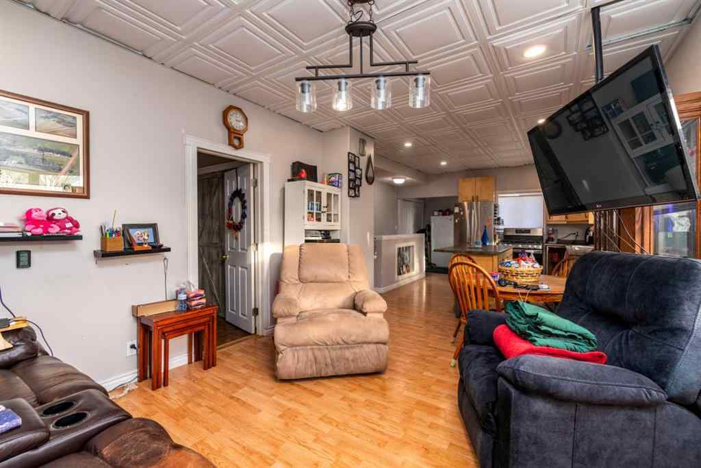 MLS&reg; # A2270465 - 5118 51 Avenue  in Blackfoot Blackfoot, Residential Open Houses