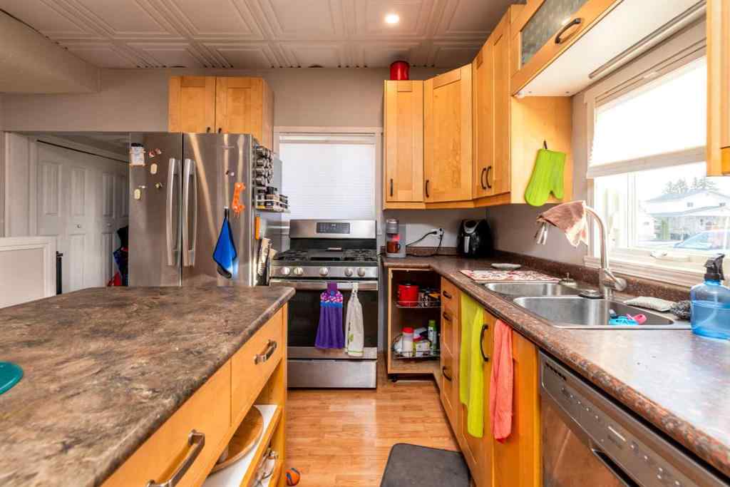 MLS&reg; # A2270465 - 5118 51 Avenue  in Blackfoot Blackfoot, Residential Open Houses