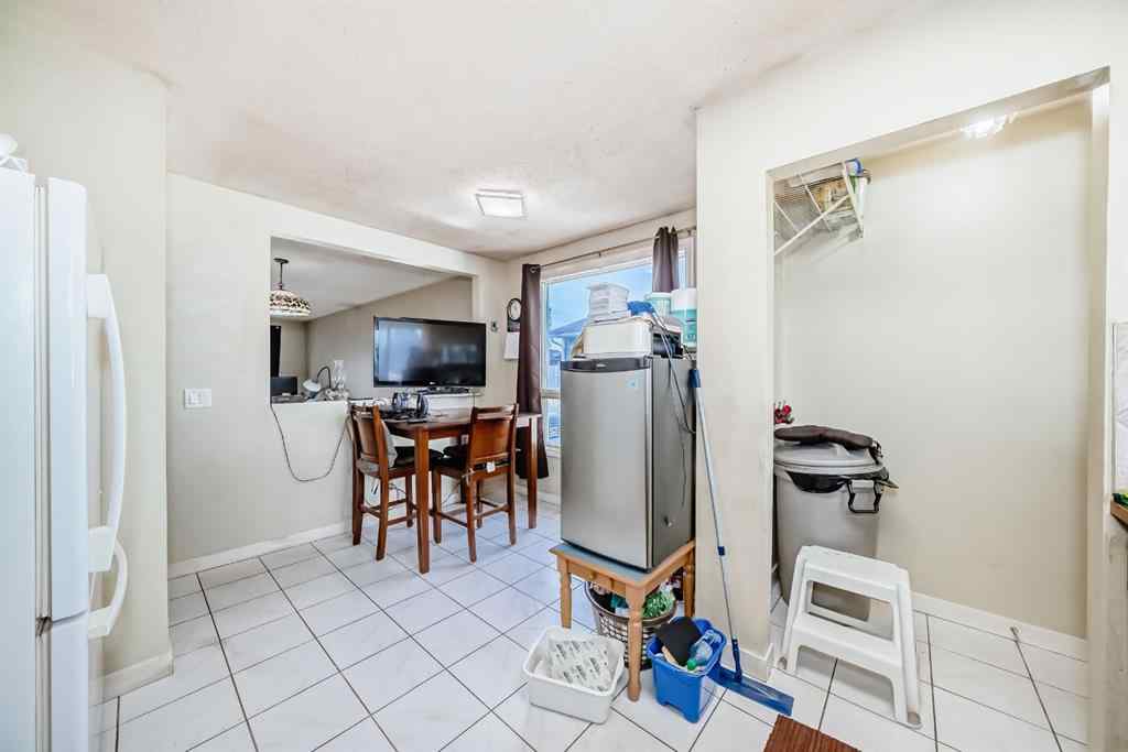 MLS&reg; # A2270469 - 247 Bracewood Road SW in Braeside Calgary, Residential Open Houses