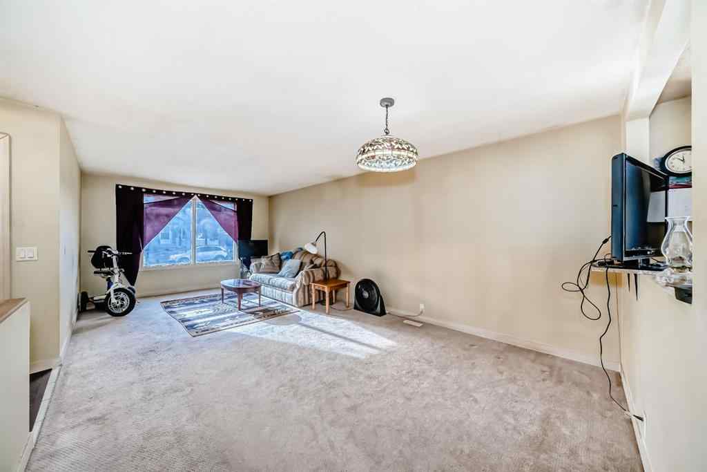 MLS&reg; # A2270469 - 247 Bracewood Road SW in Braeside Calgary, Residential Open Houses