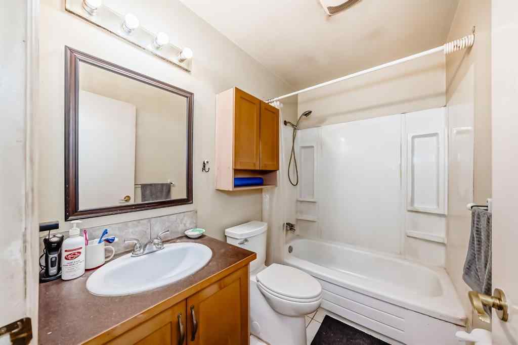 MLS&reg; # A2270469 - 247 Bracewood Road SW in Braeside Calgary, Residential Open Houses