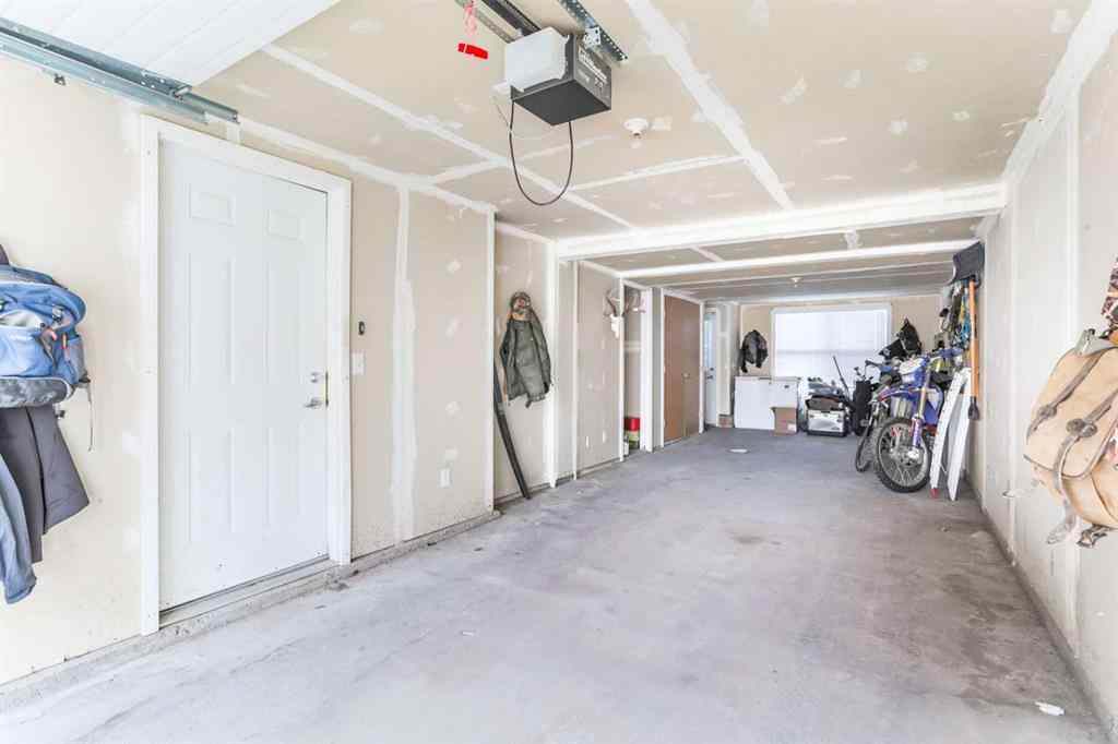 MLS&reg; # A2270472 - 143 Cedarwood Lane SW in Cedarbrae Calgary, Residential Open Houses