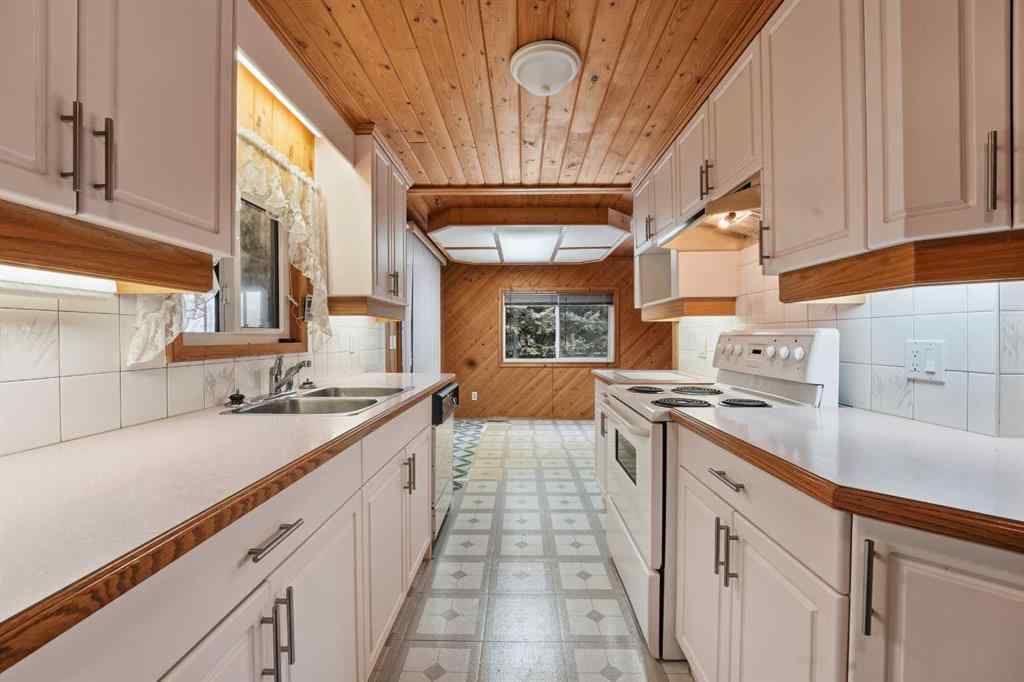 MLS&reg; # A2270473 - Unit #109 35306 Range Road 42   in Red Raven Acres Rural Red Deer County, Residential Open Houses