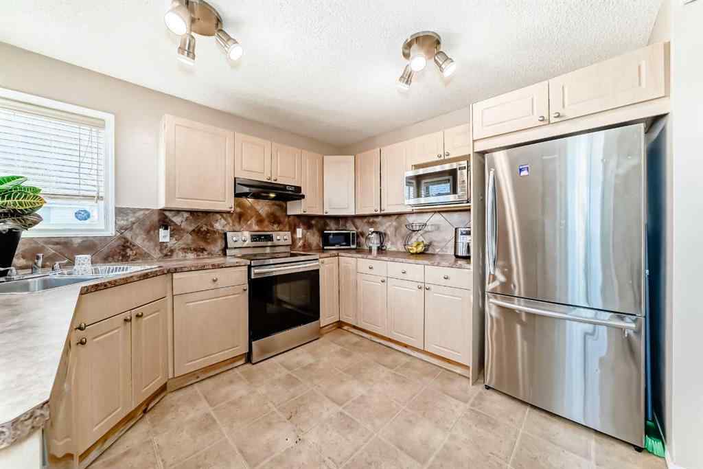 MLS® A2270474 - 79 Saddlebrook Common NE in Saddle Ridge Calgary, Residential
