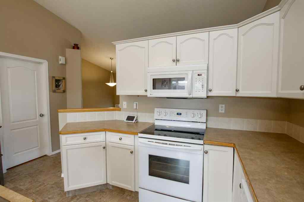 MLS&reg; # A2270477 - 13 Kenny Close  in Kentwood West Red Deer, Residential Open Houses