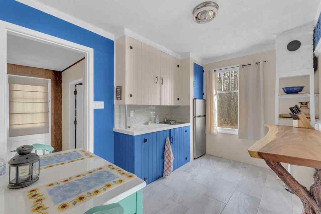 MLS&reg; # A2270478 - 77 Birchcliff Road  in NONE Birchcliff, Residential Open Houses