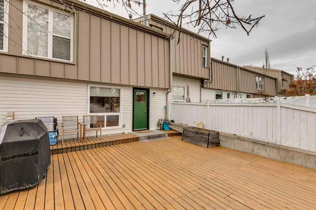 MLS® A2270480 - 25 Brae Glen Court SW in Braeside Calgary, Residential