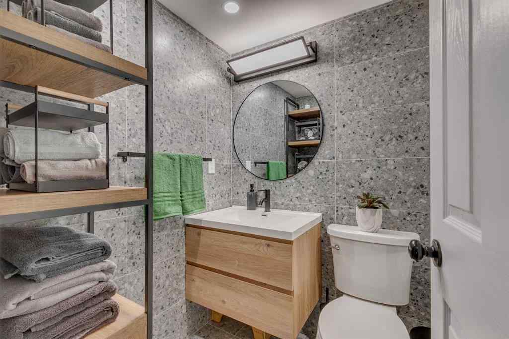 MLS® A2270480 - 25 Brae Glen Court SW in Braeside Calgary, Residential