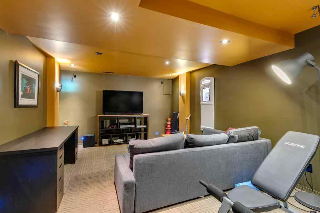 MLS® A2270480 - 25 Brae Glen Court SW in Braeside Calgary, Residential