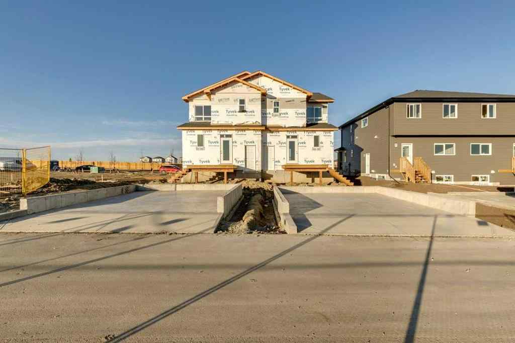 MLS&reg; # A2270482 - 121 Bridgeport Gate N in Bridgeport Chestermere, Residential Open Houses