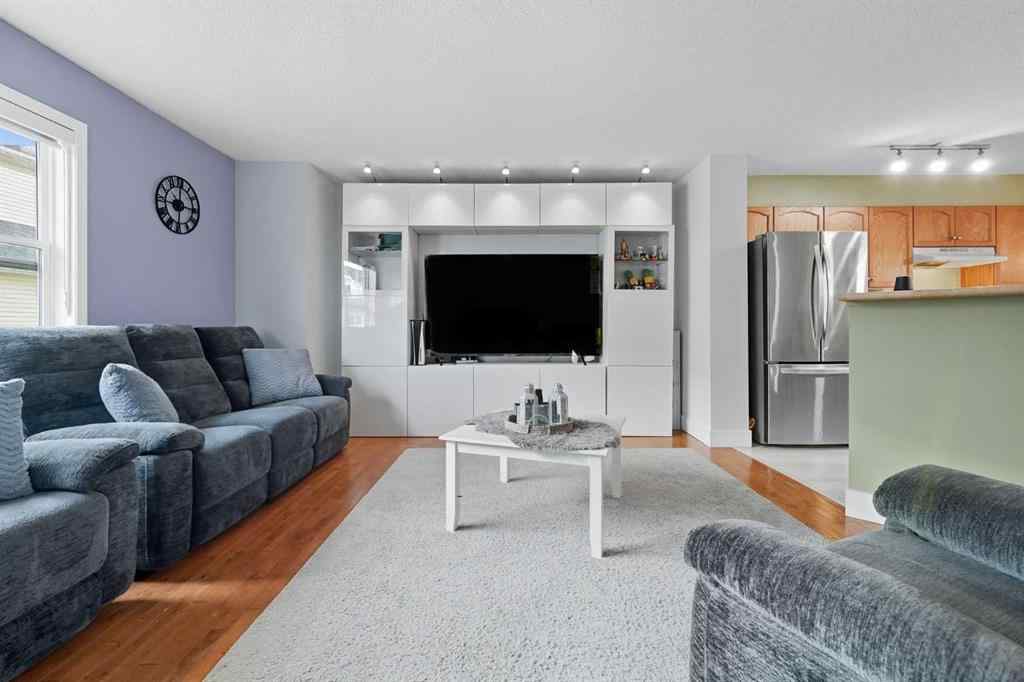 MLS&reg; # A2270493 - 215 Mckenzie Towne Gate SE in McKenzie Towne Calgary, Residential Open Houses