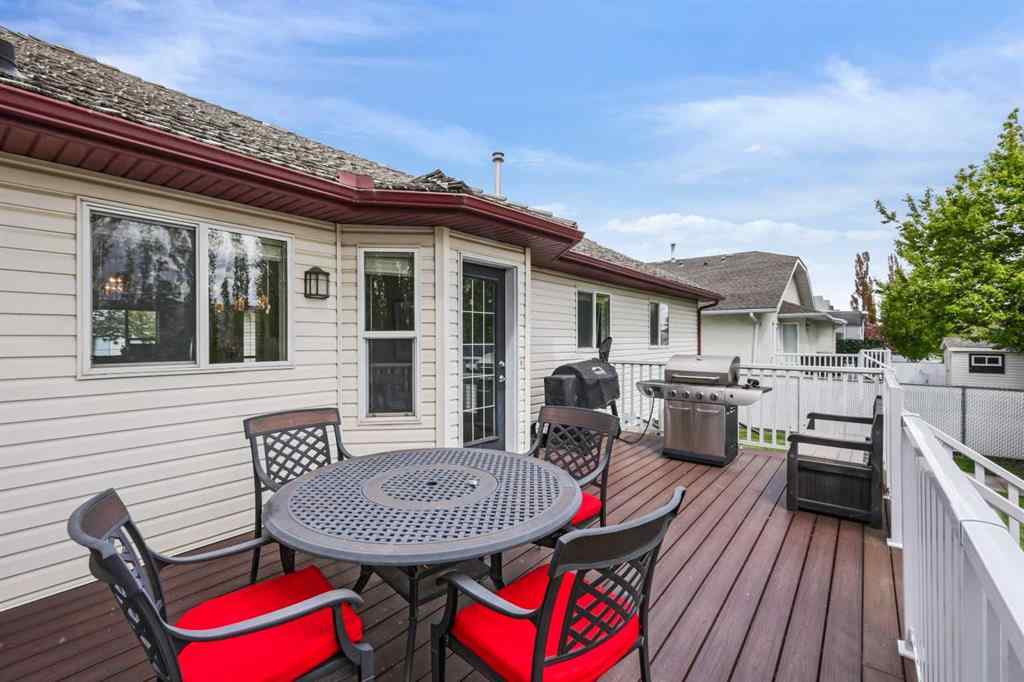 MLS® # A2270494 - 11 Strathmore Lakes Crescent  in Strathmore Lakes Estates Strathmore, Residential Open Houses