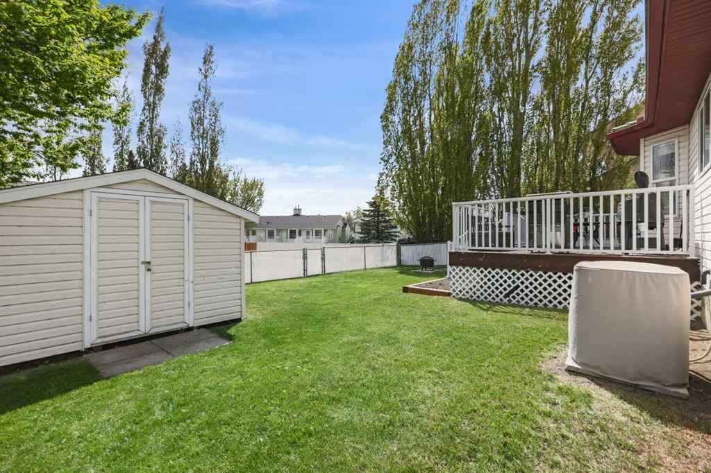 MLS® # A2270494 - 11 Strathmore Lakes Crescent  in Strathmore Lakes Estates Strathmore, Residential Open Houses